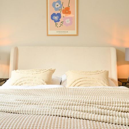Milpau Bottrop 2 - Modernes Und Zentrales Premium-Apartment Fuer 4 Personen Mit Queensize-Bett Und Einzelbetten - Netflix, Nespresso Und Smart-Tv Kültér fotó