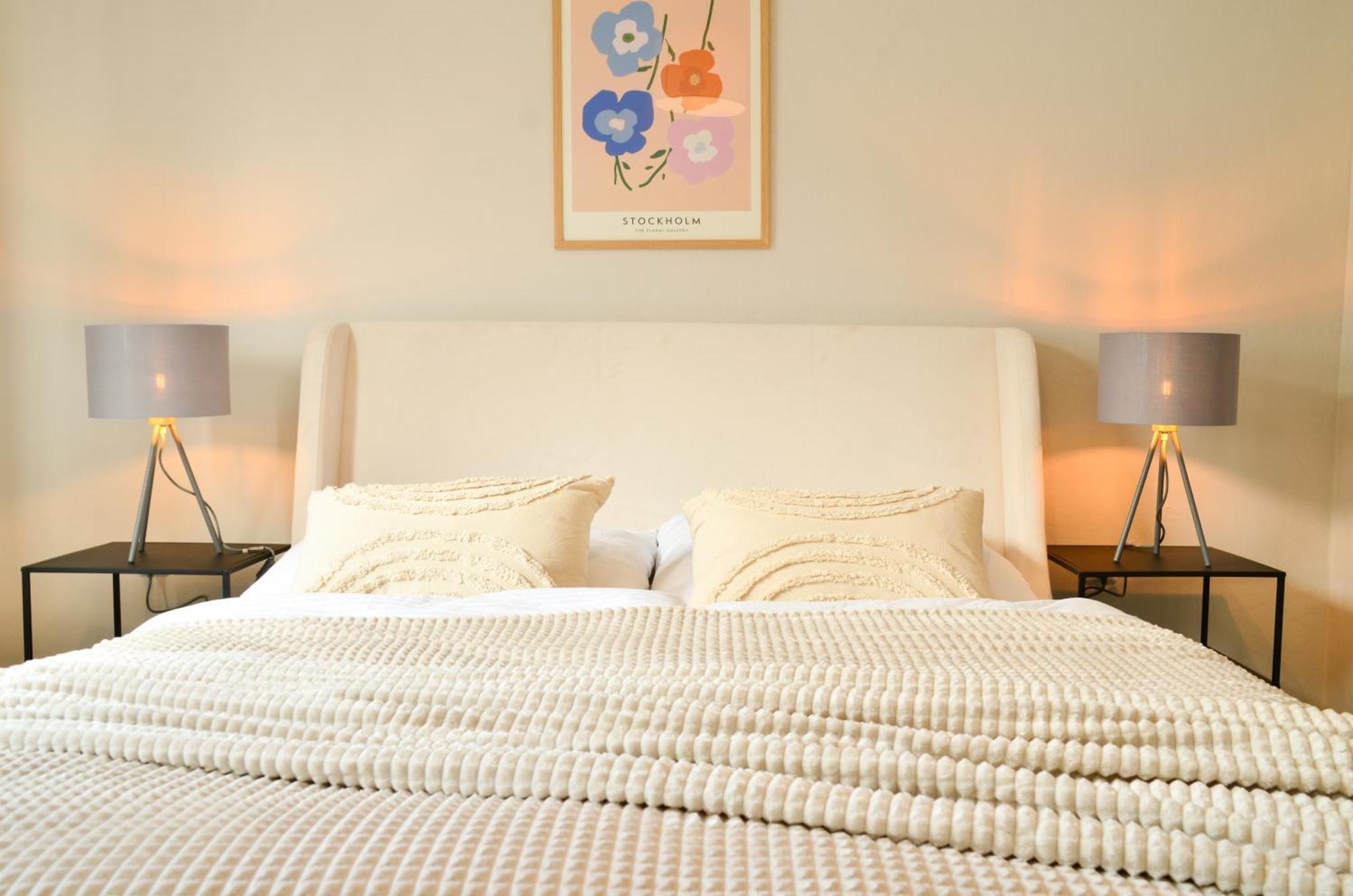 Milpau Bottrop 2 - Modernes Und Zentrales Premium-Apartment Fuer 4 Personen Mit Queensize-Bett Und Einzelbetten - Netflix, Nespresso Und Smart-Tv Kültér fotó